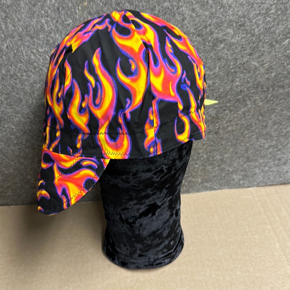 Welding Caps, cotton, lined, padded flap, deep cap-flames, reversible